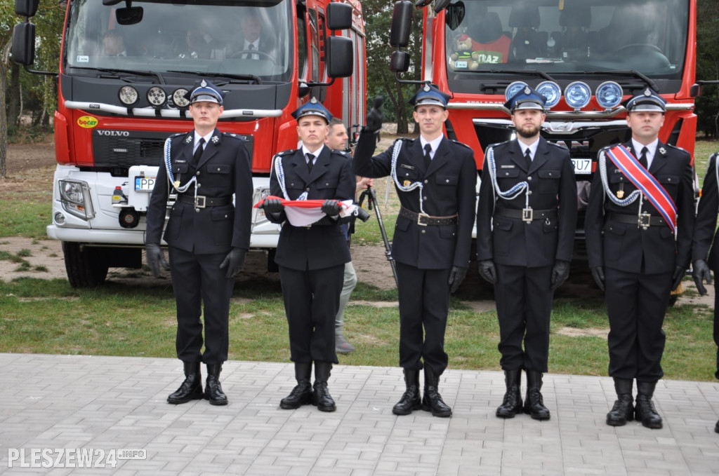 Nadanie sztandaru OSP Wronów
