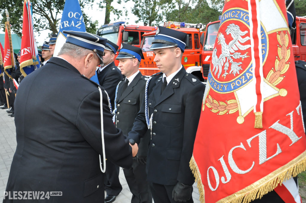 Nadanie sztandaru OSP Wronów