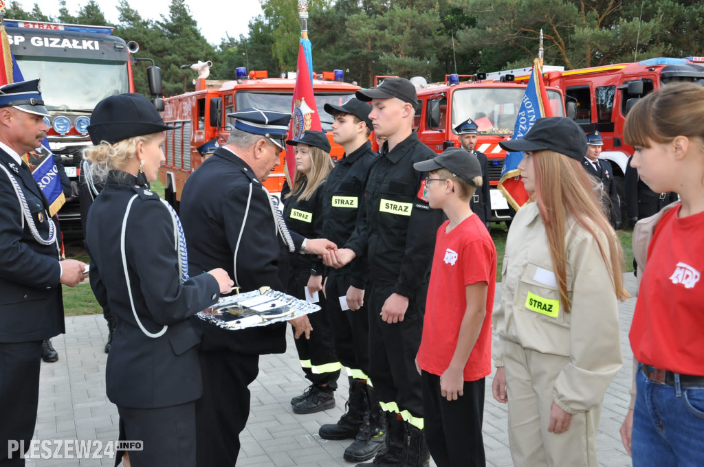 Nadanie sztandaru OSP Wronów