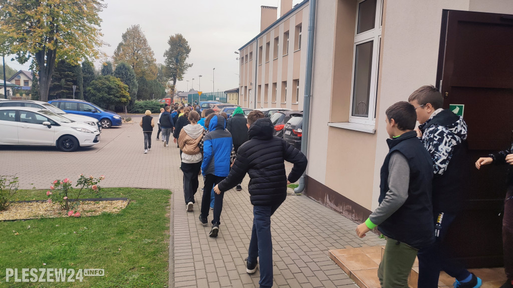  Ewakuacja szkoły w Choczu. Spokojnie to ćwiczenia