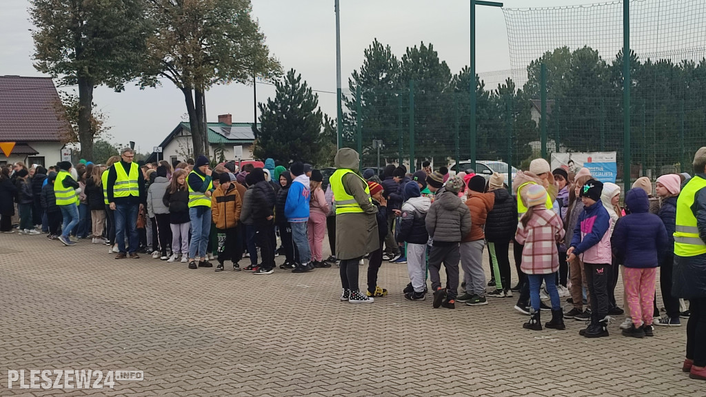  Ewakuacja szkoły w Choczu. Spokojnie to ćwiczenia