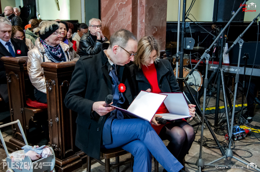 Koncert pieśni patriotycznych w pleszewskiej Farze