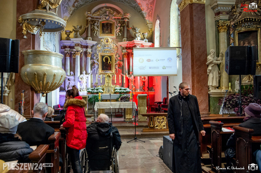 Koncert pieśni patriotycznych w pleszewskiej Farze