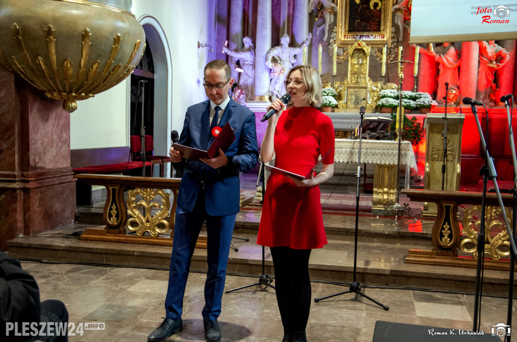 Koncert pieśni patriotycznych w pleszewskiej Farze