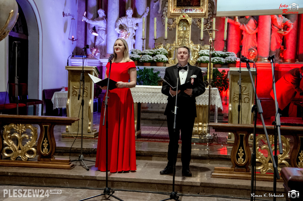 Koncert pieśni patriotycznych w pleszewskiej Farze