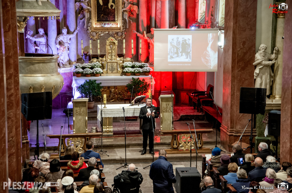 Koncert pieśni patriotycznych w pleszewskiej Farze