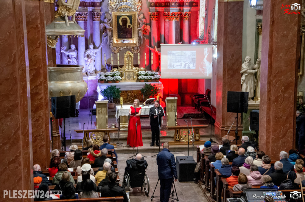 Koncert pieśni patriotycznych w pleszewskiej Farze