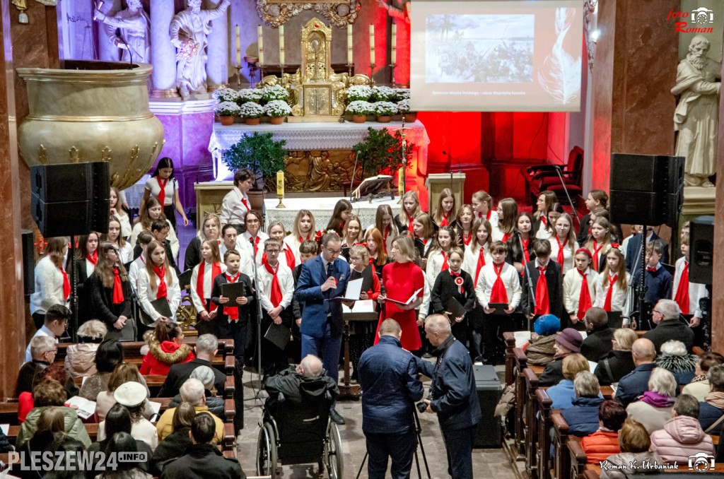 Koncert pieśni patriotycznych w pleszewskiej Farze