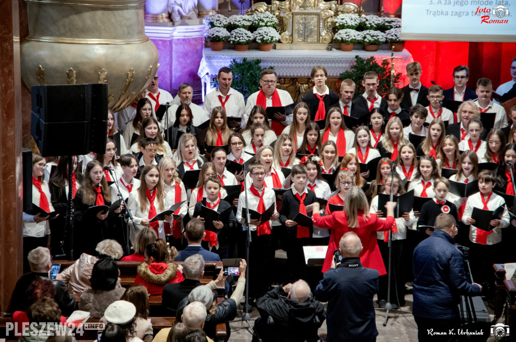 Koncert pieśni patriotycznych w pleszewskiej Farze