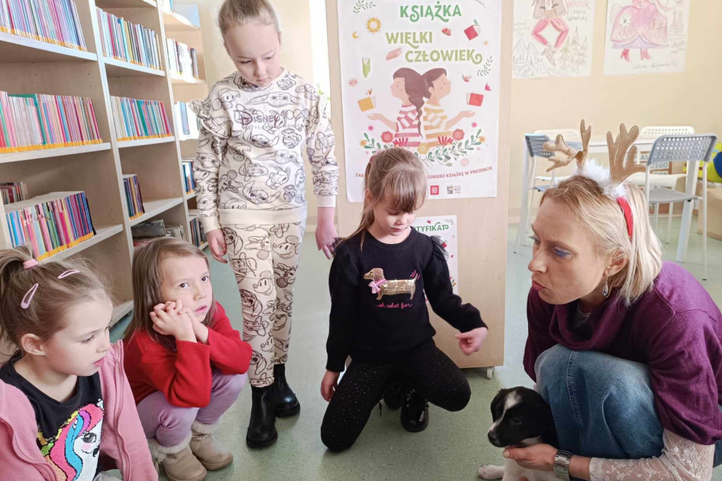 Niespodziewana wizyta w gołuchowskiej bibliotece