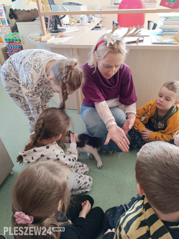 Niespodziewana wizyta w gołuchowskiej bibliotece