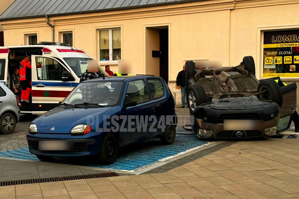 Dachowanie na Placu Powstańców w Pleszewie