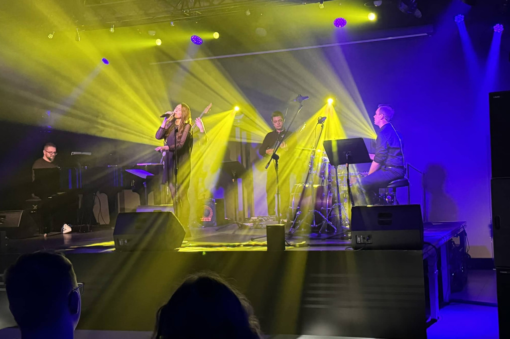 Lekcja muzyki improwizowanej w Zajezdni Kultury