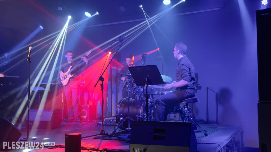 Lekcja muzyki improwizowanej w Zajezdni Kultury