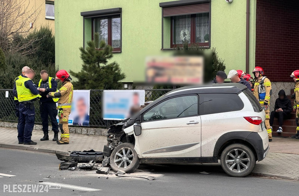 Kolizja na skrzyżowaniu Szenica z Zachodnią