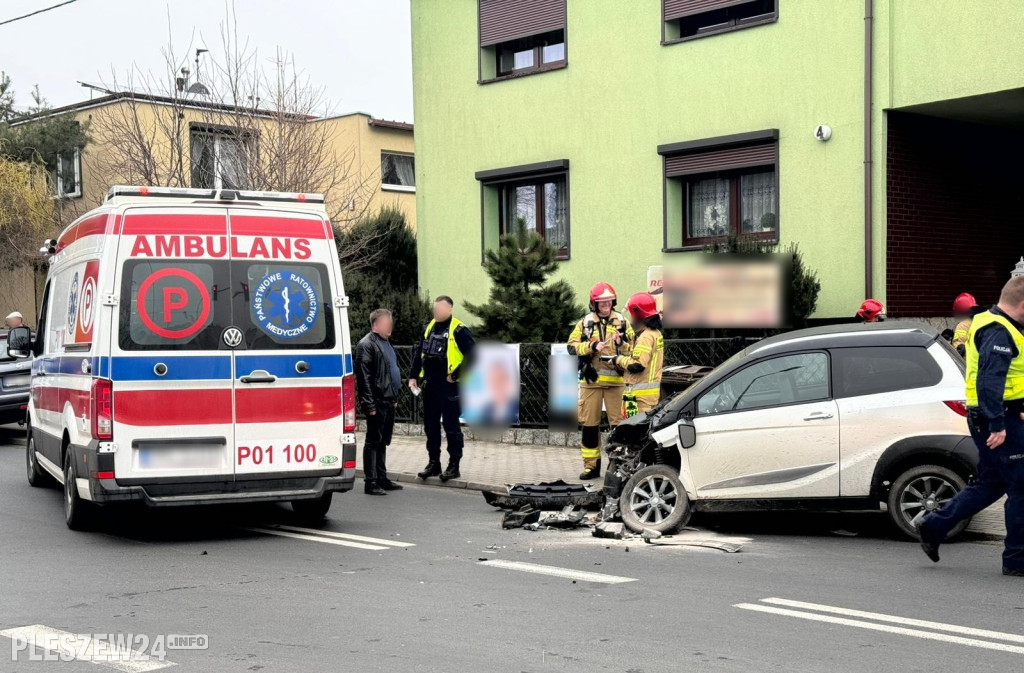 Kolizja na skrzyżowaniu Szenica z Zachodnią