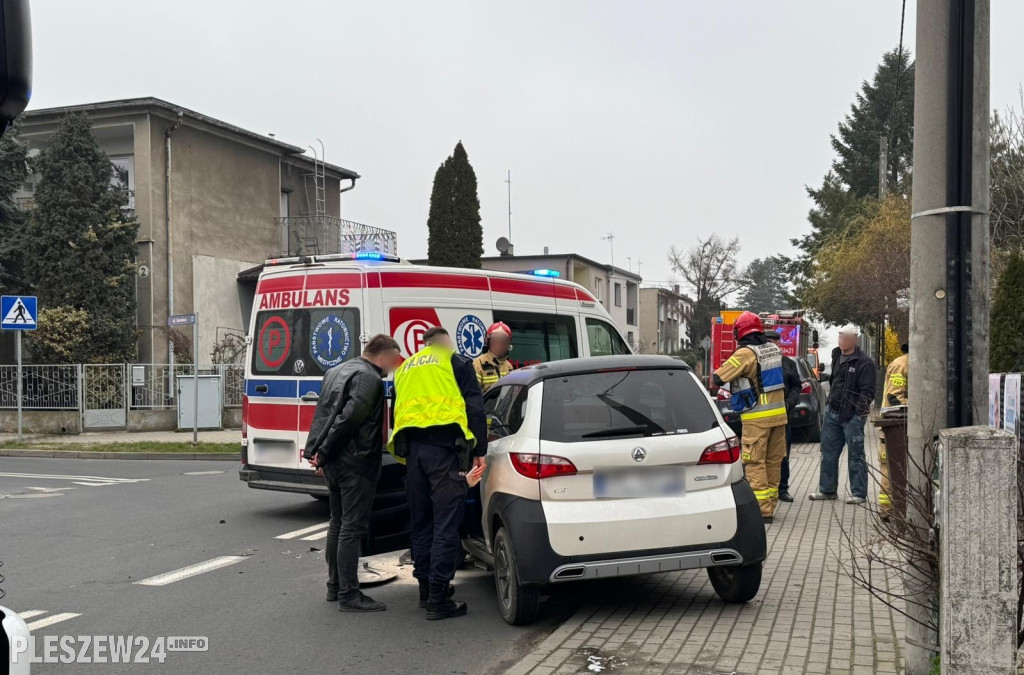 Kolizja na skrzyżowaniu Szenica z Zachodnią
