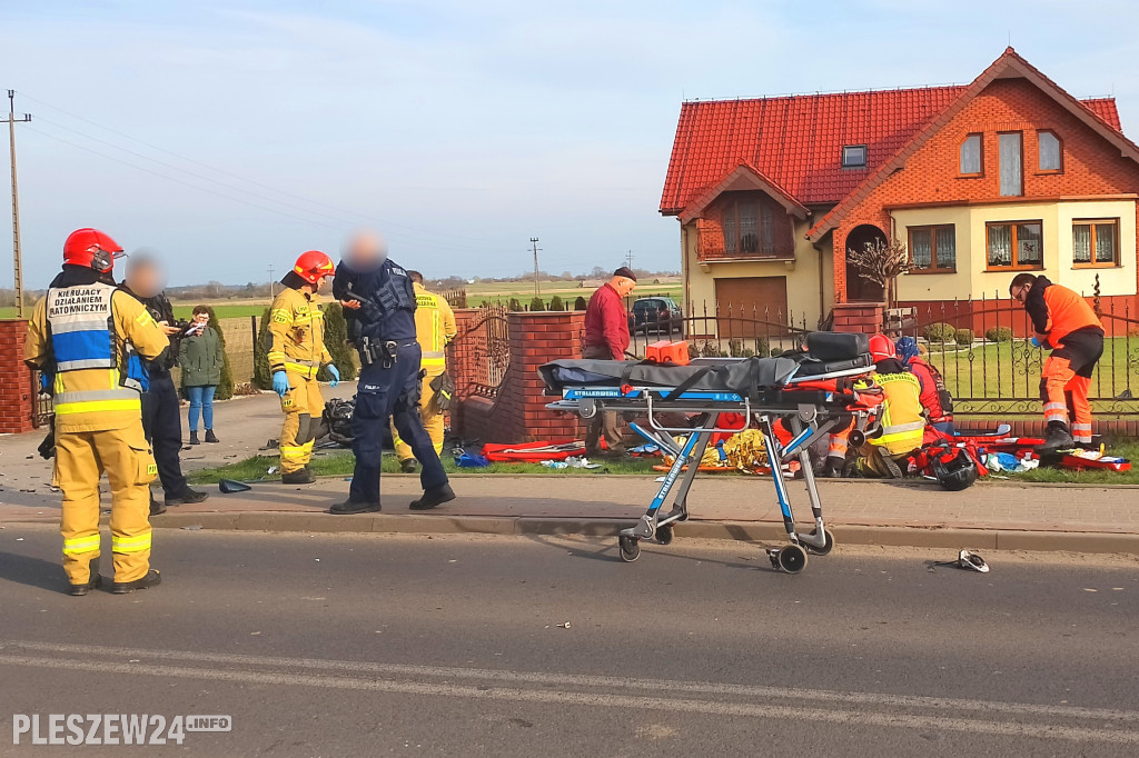 Zderzenie motocykla z samochodem osobowym