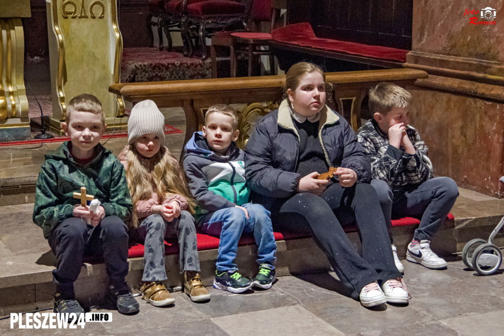 Liturgia Wielkiego Piątku w Farze