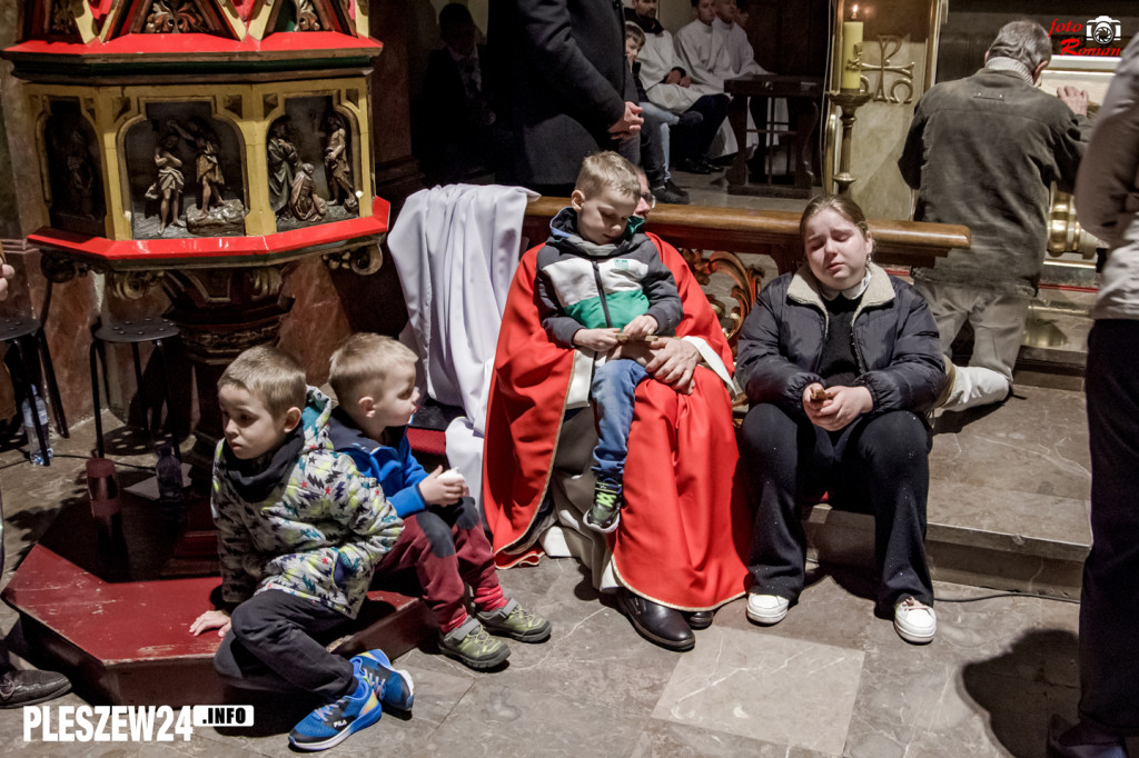 Liturgia Wielkiego Piątku w Farze