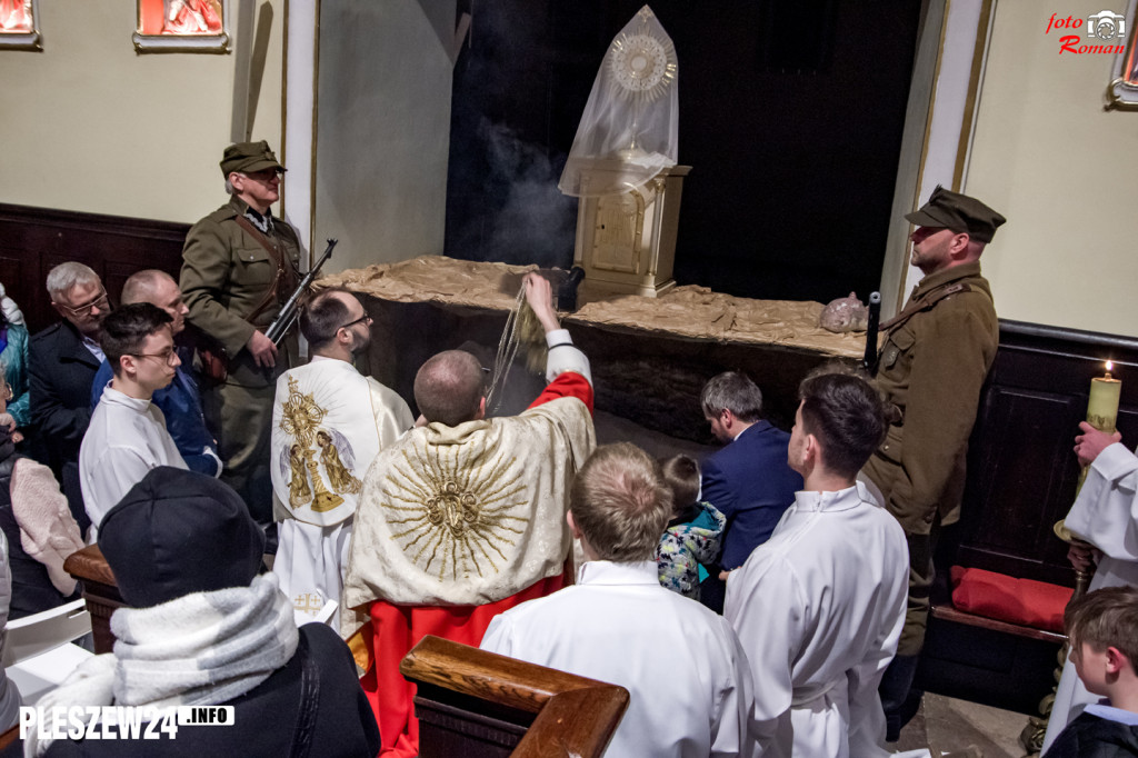 Liturgia Wielkiego Piątku w Farze