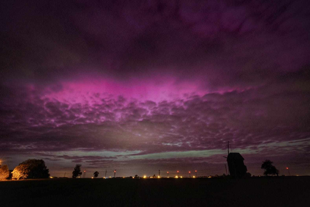 Zorza polarna nad Pleszewem - zdjęcia czytelników