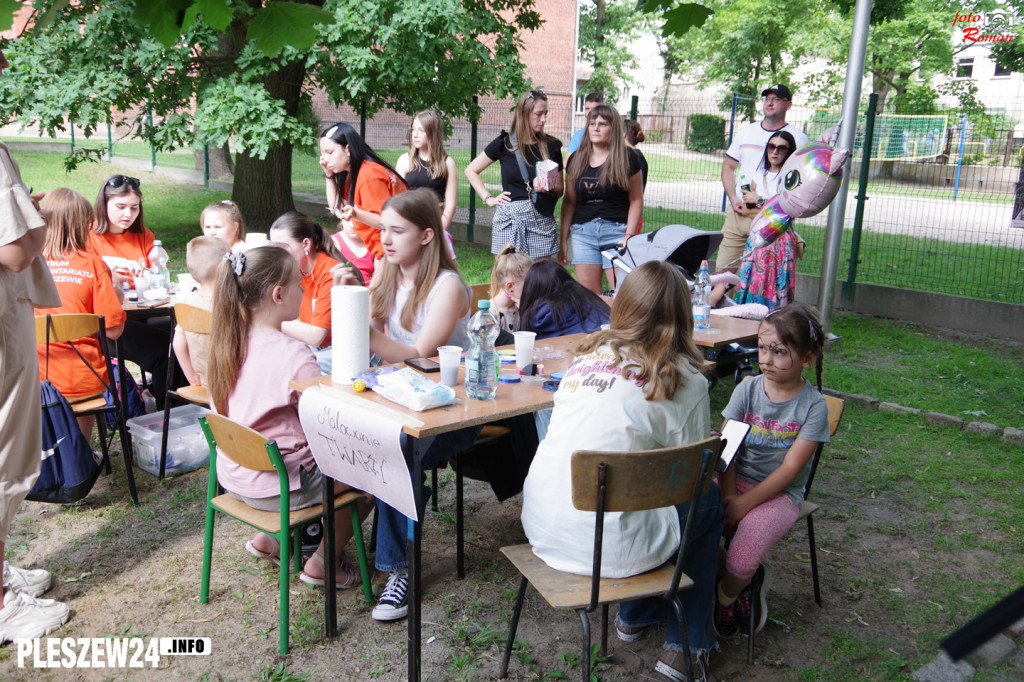 Festyn z historią w tle. Anna Pleszewska w parku