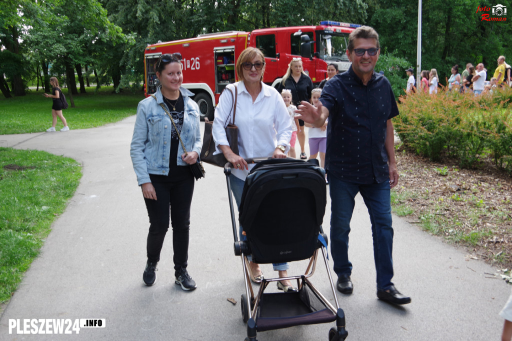 Festyn z historią w tle. Anna Pleszewska w parku