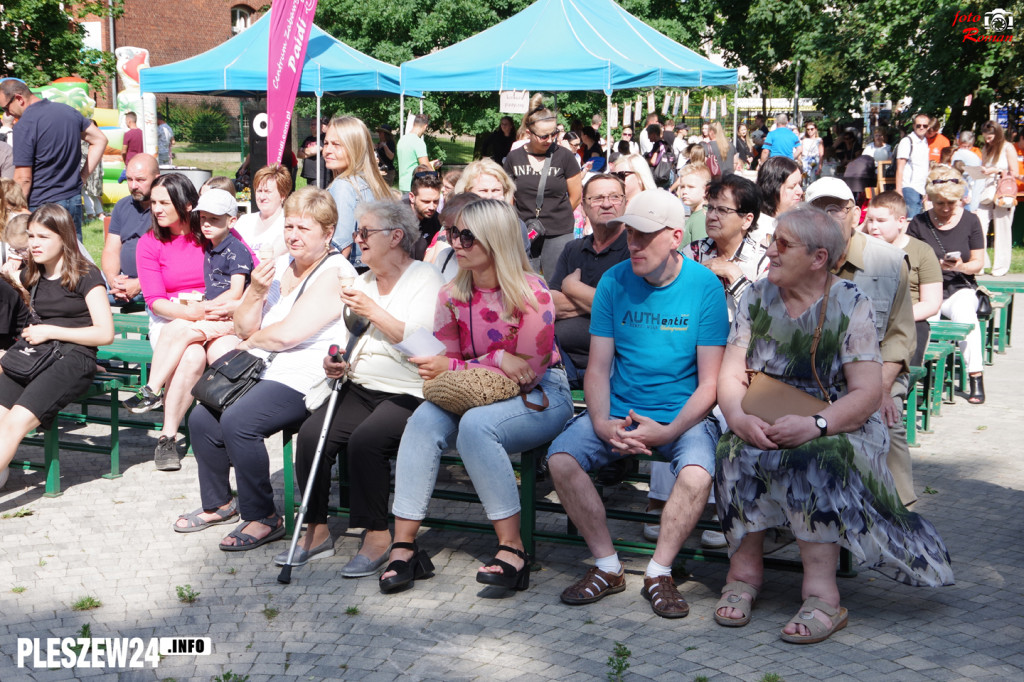 Festyn z historią w tle. Anna Pleszewska w parku
