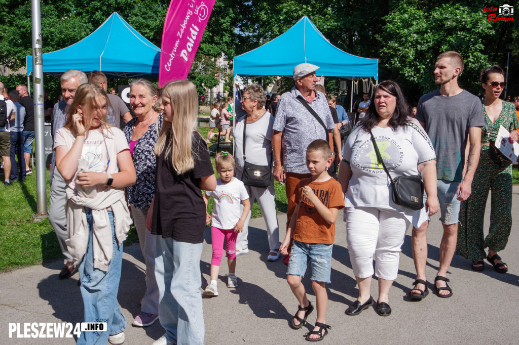 Festyn z historią w tle. Anna Pleszewska w parku