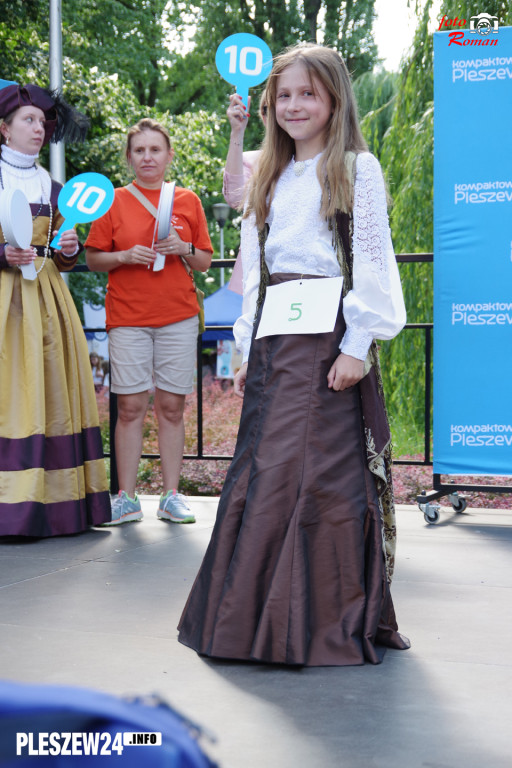 Festyn z historią w tle. Anna Pleszewska w parku