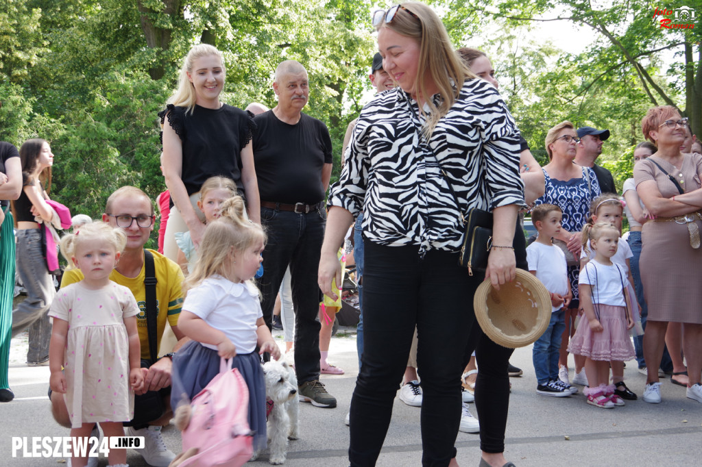Festyn z historią w tle. Anna Pleszewska w parku