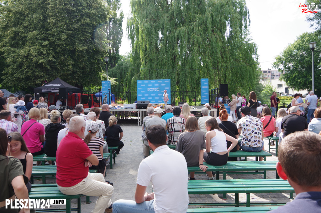Festyn z historią w tle. Anna Pleszewska w parku