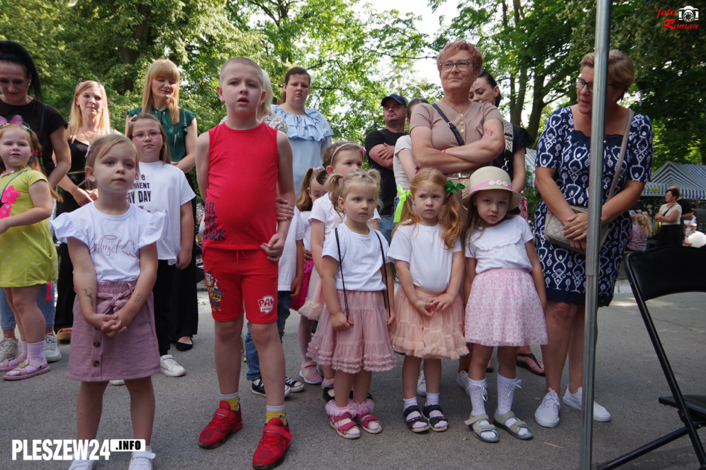 Festyn z historią w tle. Anna Pleszewska w parku