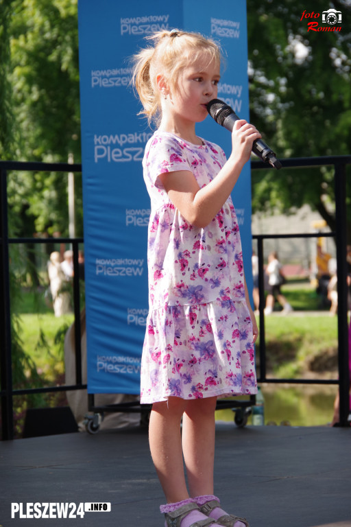 Festyn z historią w tle. Anna Pleszewska w parku