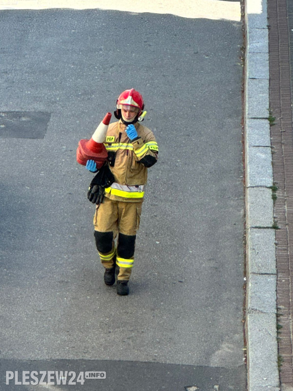 Straż pożarna w akcji przy pleszewskiej Farze