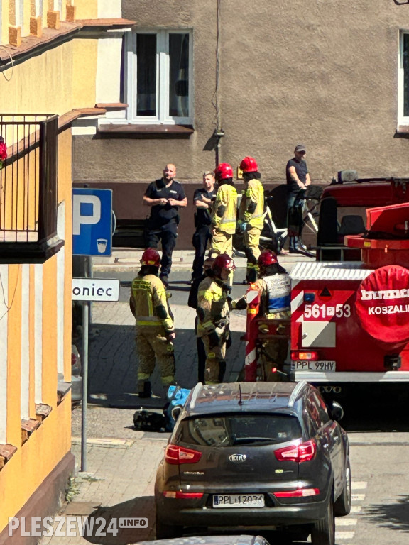 Straż pożarna w akcji przy pleszewskiej Farze