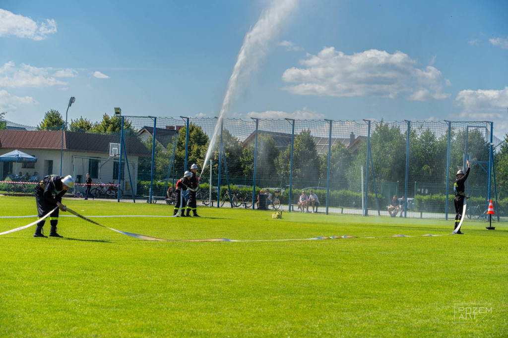 Zawody sportowo - pożarnicze strażaków