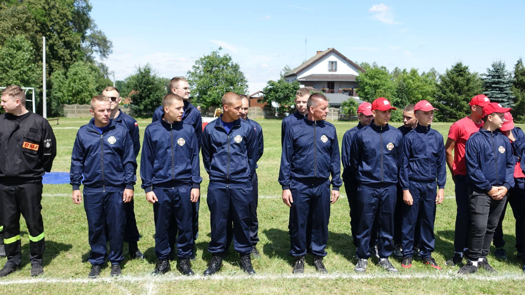 Zawody sportowo - pożarnicze strażaków