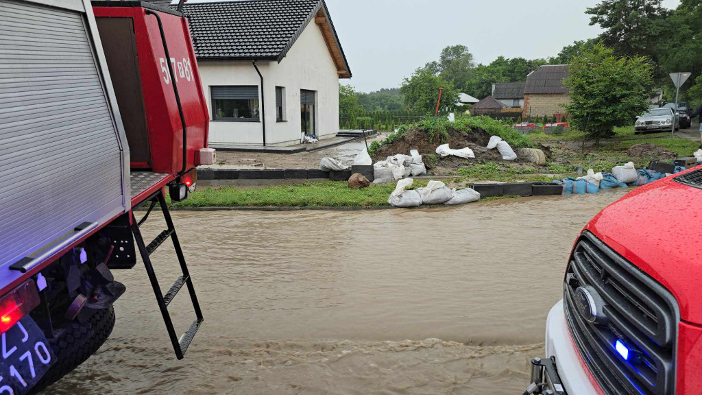 Kościelna Wieś pod wodą. Żywioł nie odpuscza