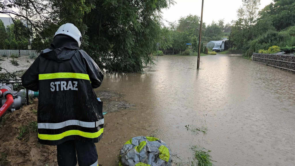 Kościelna Wieś pod wodą. Żywioł nie odpuscza