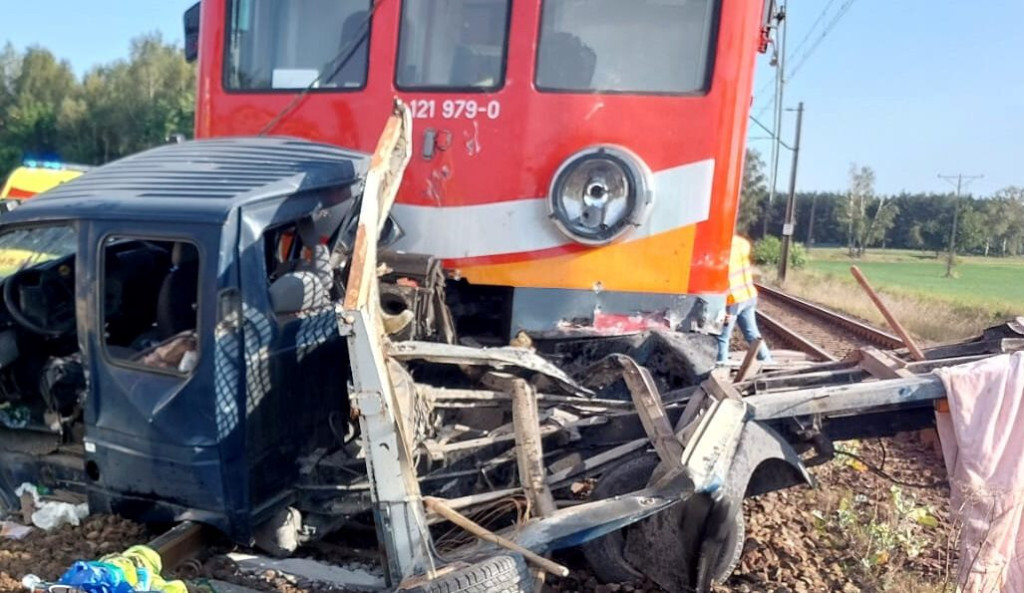 Tragedia k.Kępna. Nie Żyją dwie osoby