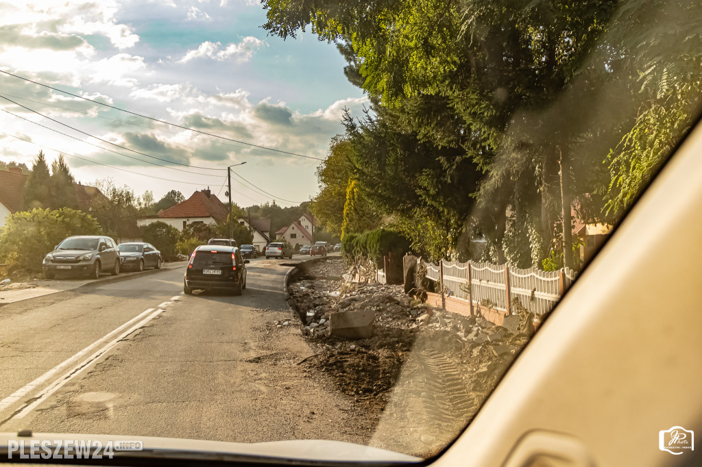 Pleszewianin pojechał z konwojem i wykonał zdjęcia