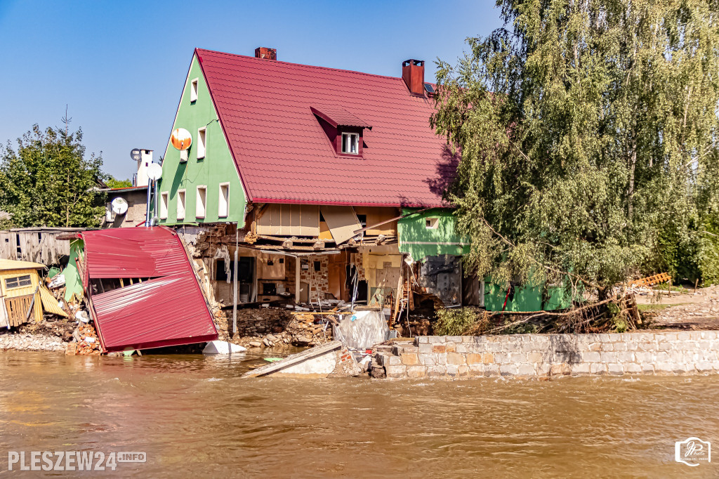 Pleszewianin pojechał z konwojem i wykonał zdjęcia