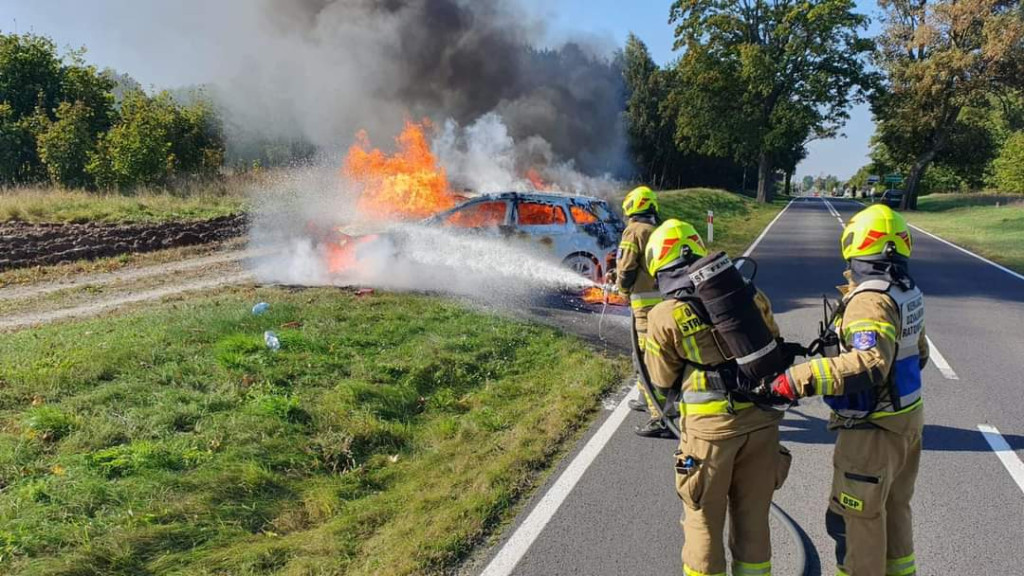 Pożar samochodu w Brudzewku