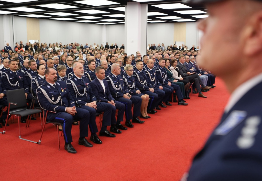 Policyjne awanse na Święto Niepodległości