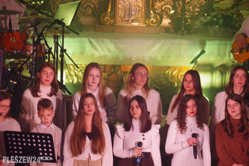 Schola Lenartowicka i Sound of Heaven w farze