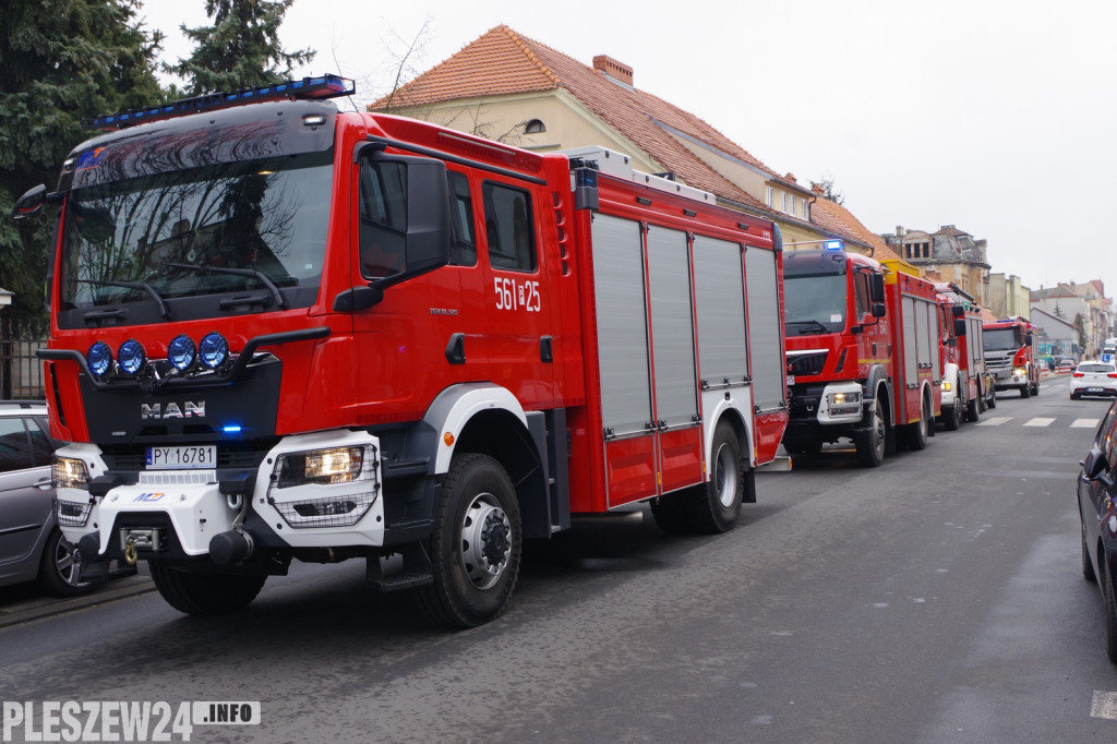 To nie ćwiczenia. Alarm bombowy w I LO w Pleszewie