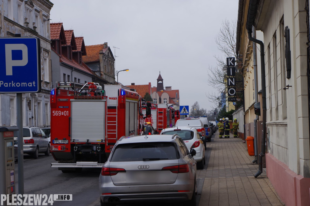 To nie ćwiczenia. Alarm bombowy w I LO w Pleszewie