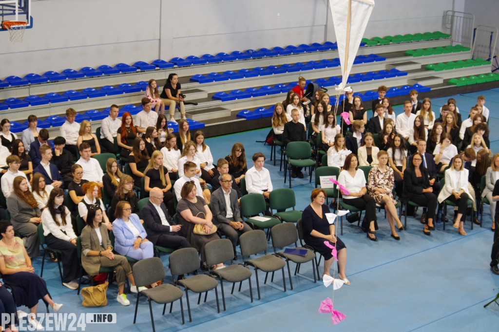 Uroczystość wręczenia listów gratulacyjnych